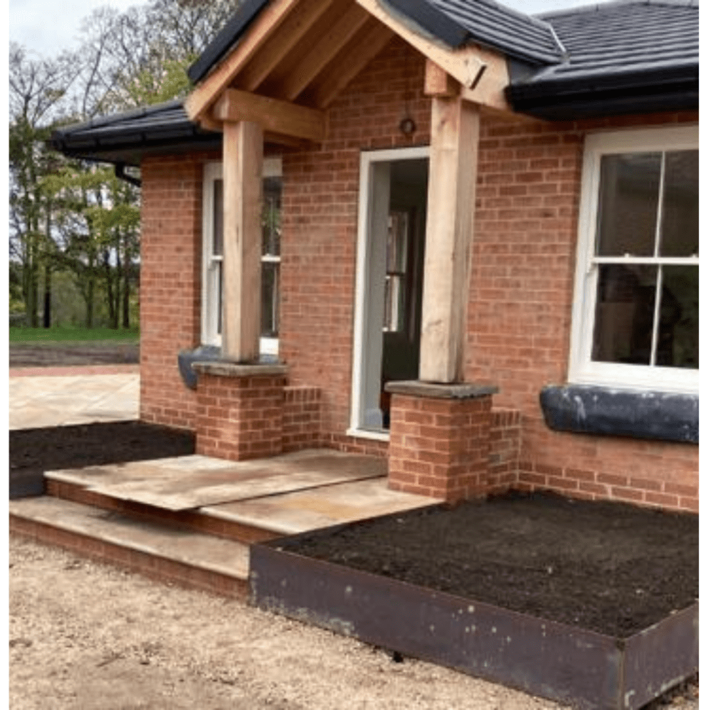 Steel Lawn Edging and Planters 7